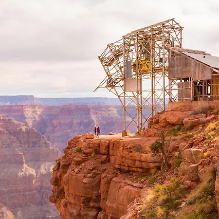 Cabins At Grand Canyon West